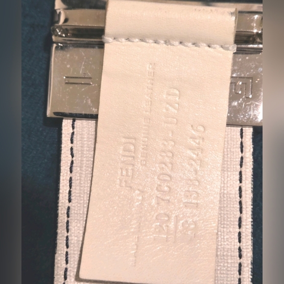 Fendi Vintage Leather Reversible Belt Dark Navy Blue/ Black & White Size 48 - Picture 9 of 9